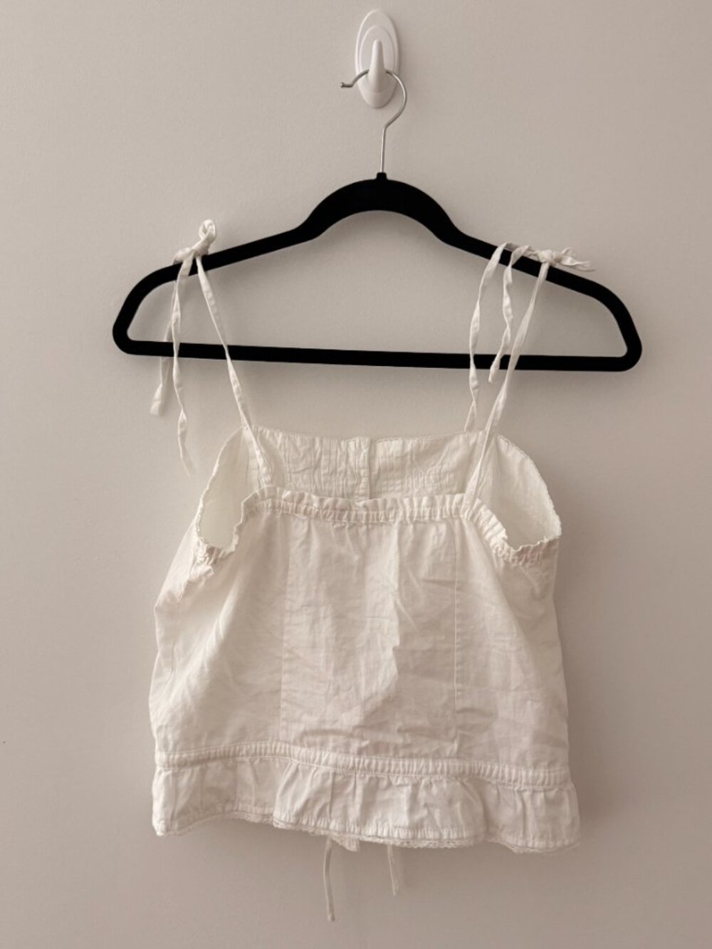 Brandy Melville White Lace Tie Strap Cami Top - Picture 3 of 4